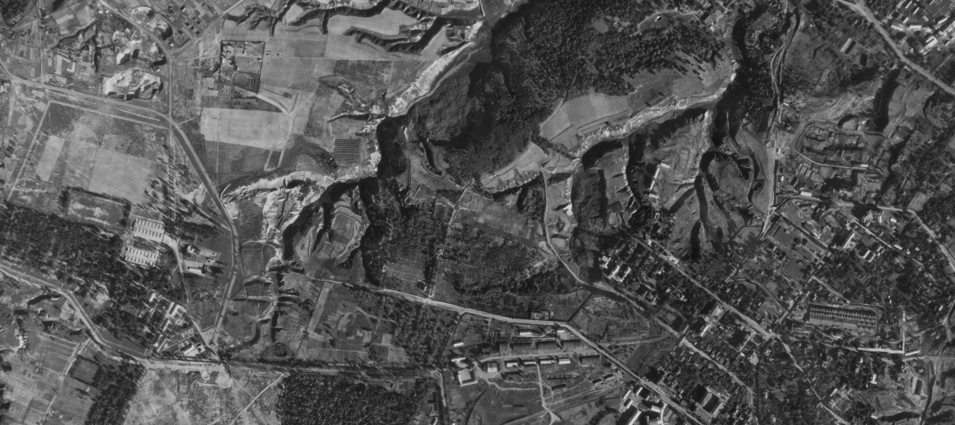 Aerial photo of Babyn Yar taken by the Luftwaffe on September 26, 1943.